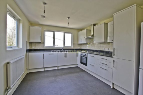 2 Bedroom Maisonette